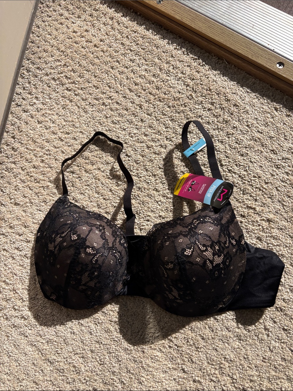 Maidenform BlK Lace Underwire Bra 38C